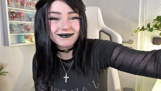 Full leaked Upminaa private photo