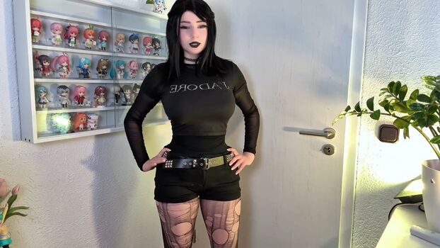 Full leaked Upminaa private photo