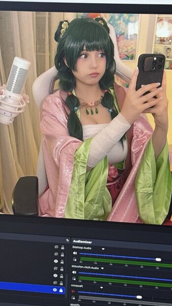 Full leaked Upminaa private photo