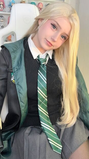 Full leaked Upminaa private photo