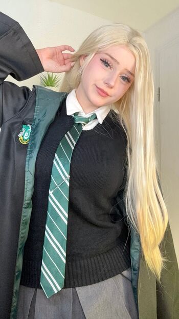 Full leaked Upminaa private photo