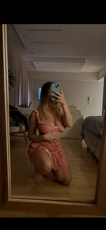 Full leaked Uresmee private photo