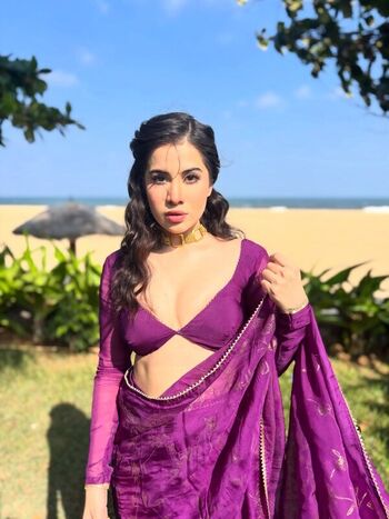 Full leaked Urfi javed private photo