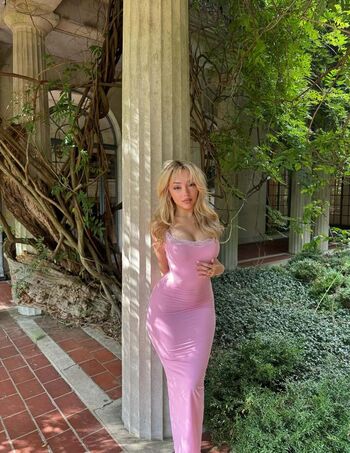 Leaked Cassholland/ private photo viral onlyfans