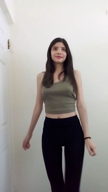 Full leaked Valecast private photo