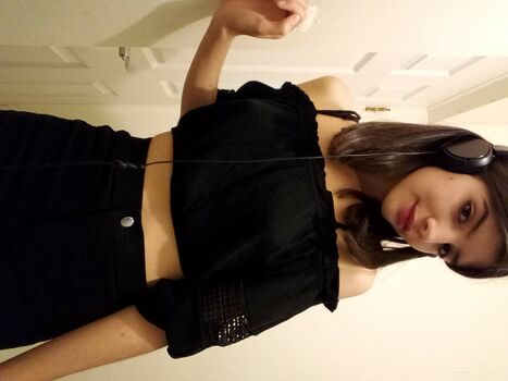 Full leaked Valecast private photo