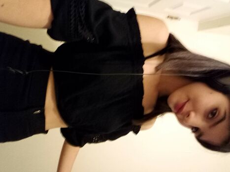 Full leaked Valecast private photo