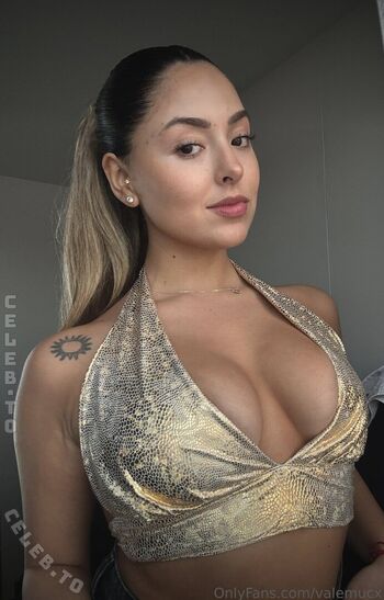 Full leaked Valemucx private photo