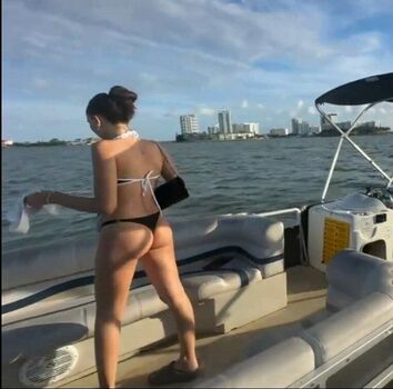 Full leaked Valen ramos page private onlyfans photo