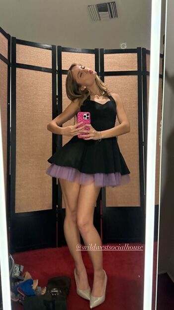 Full leaked Valentiinarose private photo