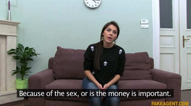 Full leaked Valentina nappi  page private photo