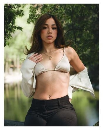 Full leaked Valeria madrigal private photo