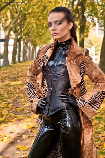 Full leaked Valerietramell private photo