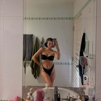 Full leaked Valeriyastill private photo