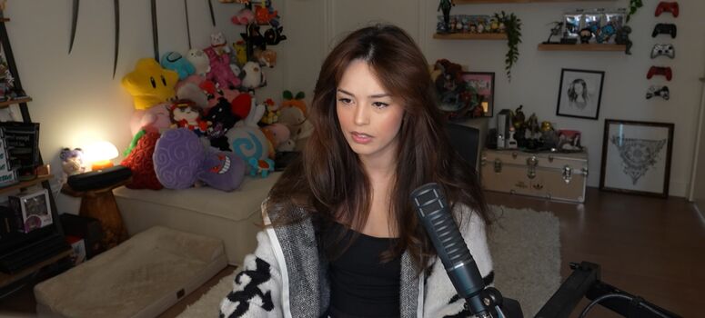 Full leaked Valkyrae  page private photo