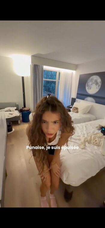 Full leaked Valmadeaa private photo