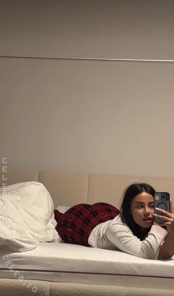 Full leaked Valonaash private photo