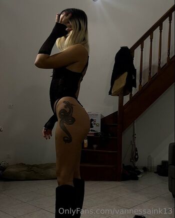 Full leaked Vanessa paris private photo