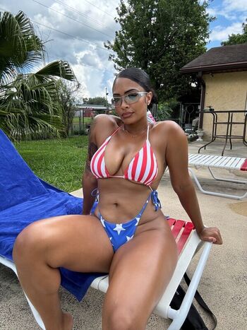 Full leaked Vanitybae private photo