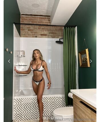 Full leaked Vanna einerson private photo