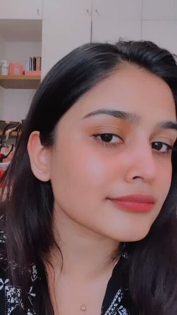 Full leaked Varsha d private photo