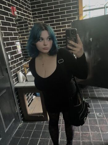 Full leaked Vcnllasky page private photo