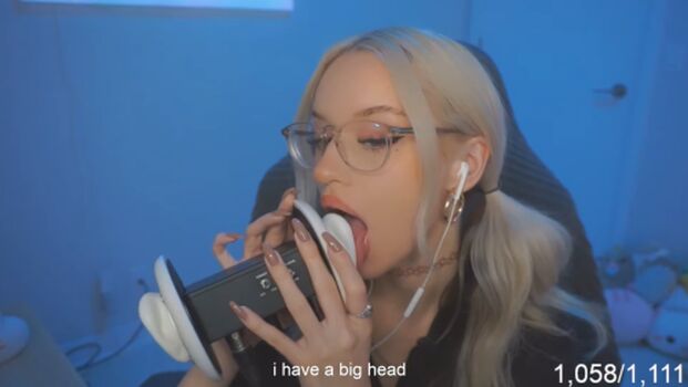 Full leaked Veefroggy  page private onlyfans photo