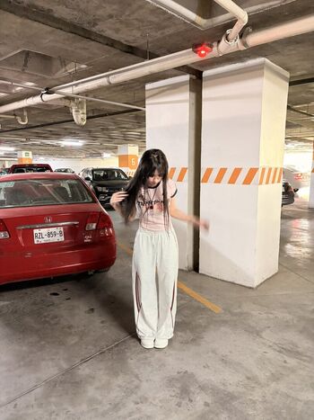 Full leaked Vekikusuo private photo