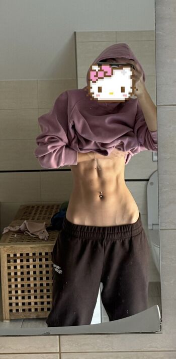 Full leaked Velvet lol private photo