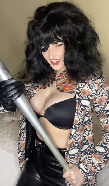 Full leaked Venom wifey page private photo