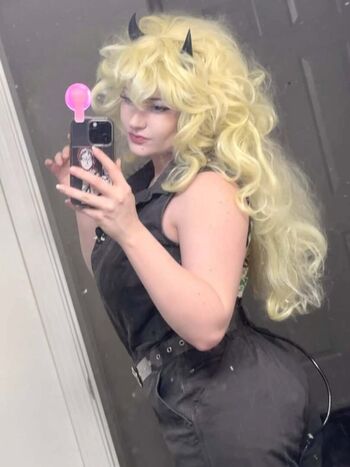 Full leaked Venom wifey private photo