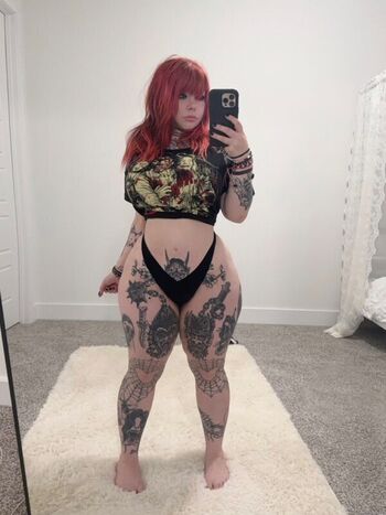 Venomous_dolly