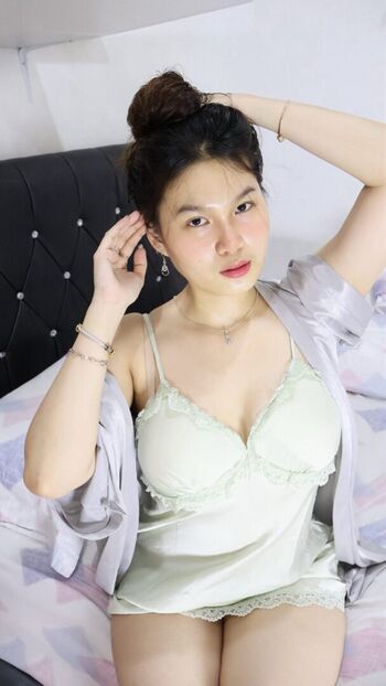 Full leaked Verllyaling private photo