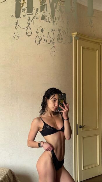 Full leaked Vhomonenko private photo