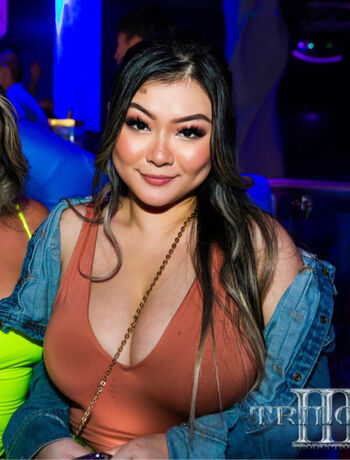 Vicki Li Vickibaybeee