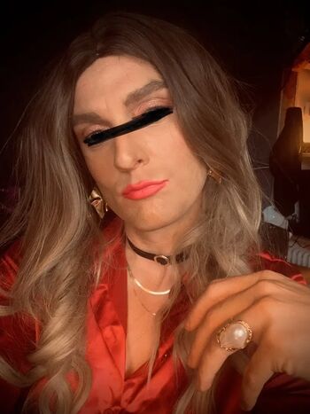 Vicky Sixx