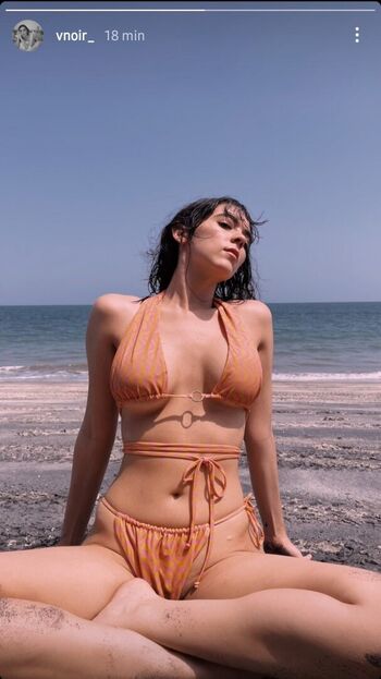 Full leaked Vickybenitezz private photo