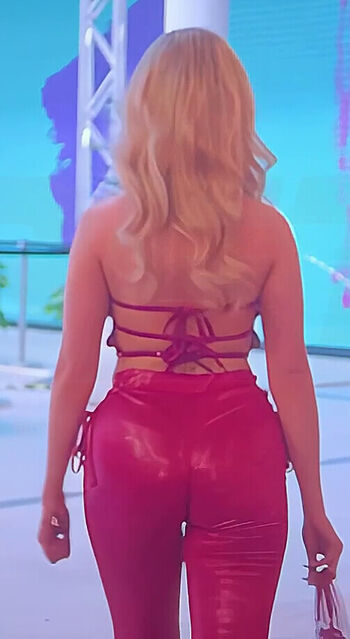 Full leaked Victoria pedretti private onlyfans photo