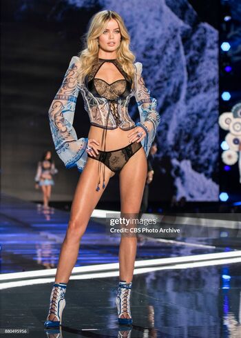 Full leaked Victoria s secret angels page private photo