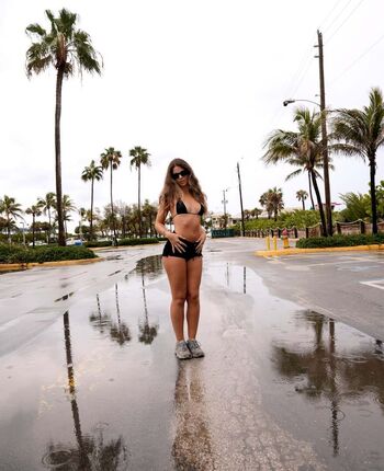 Victoria Xavier/victoria_has_a_secret