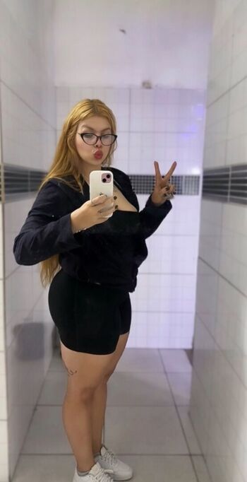 Full leaked Victria private photo