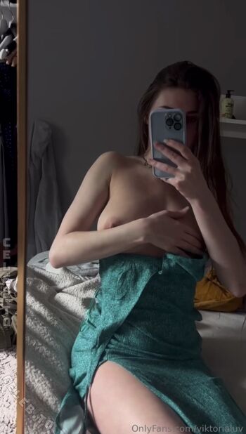 Full leaked Viktorialuv private photo