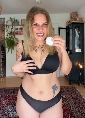 Full leaked Viky kid private photo