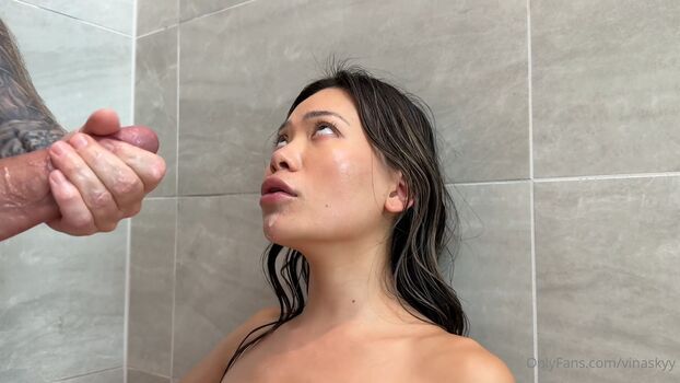 Full leaked Vina sky page private photo