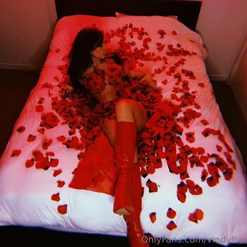 Full leaked Vindylou private photo