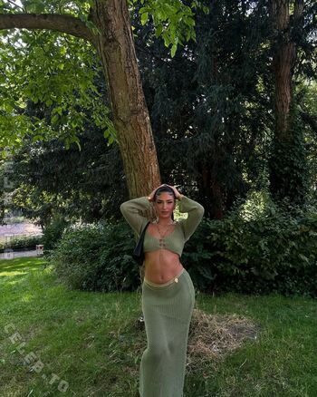 Full leaked Vinoschh private photo