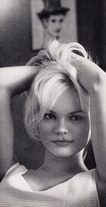 Full leaked Vintage starlets page private photo