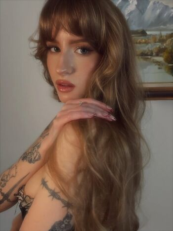 Full leaked Vintageswanmaiden private photo