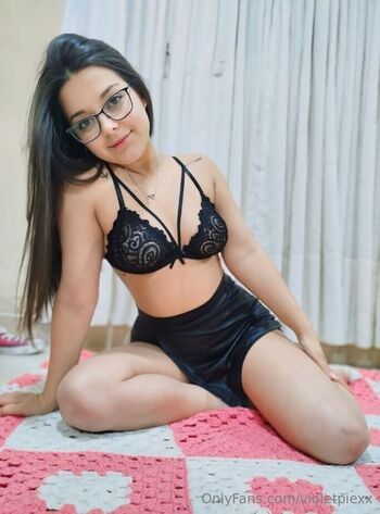 Full leaked Violetpiexx private photo