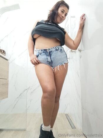 Full leaked Violettsix private photo